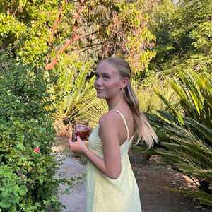 Meet your Posher, Max